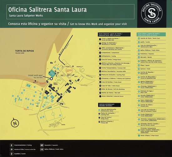Orientační mapka areálu továrny na těžbu a zpracování ledku Santa Laura, Chile