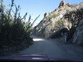 Prašná a úzká silnice č. 40, které vede až do tisíce kilometrů vzdálené Patagonie