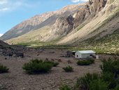 Přístup pod Aconcagua údolími Vacas a Relinchos, Argentina