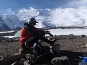 Cesta ze základního tábora Ačik-Taš do C1 (4400m), Kyrgyzstán