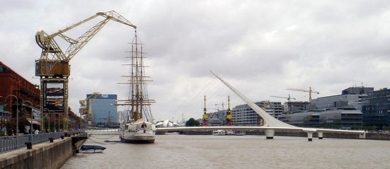 Moderní čtvrť Puerto Madero, Buenos Aires, 8. února 2008.