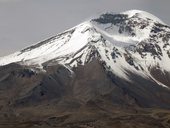 Detail sopky Pomerape (6282m), NP Lauca, Chile