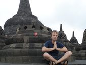 Starověké javánské chrámy v Borobudur, Mendit a Prambanan, Jáva, Indonésie