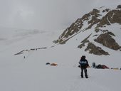 Aklimatizační výstup do druhého výškového tábora C2 (5380m), Kyrgyzstán