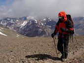 Aklimatizace v pohoří Cordón del Plata poblíž Mendozy, Argentina