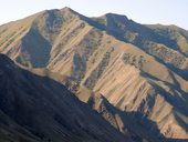 Cesta z Oše do základního tábora Ačik-Taš (3600m), Kyrgyzstán