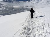 Aklimatizační výstup do druhého výškového tábora C2 (5380m), Kyrgyzstán