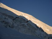 První den výstupu na Pik Lenina (7134m) - z 4400m do 5830m, Pamír, Kyrgyzstán