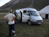 Sestup do základního tábora Ačik-Taš pod Pikem Lenina (7134m), Pamír, Kyrgyzstán