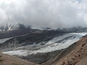 Cesta ze základního tábora Ačik-Taš do C1 (4400m), Kyrgyzstán