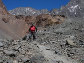 Aklimatizace v pohoří Cordón del Plata poblíž Mendozy, Argentina