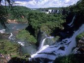 Vodopády Iguazú / Cataratas del Iguazú na hranici Argentiny a Brazílie