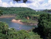 Vodopády Iguazú / Cataratas del Iguazú na hranici Argentiny a Brazílie