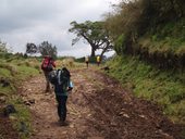 První den na cestě Chogoria Route - z mestečka Chogoria k bráně NP Mount Kenya, Mt. Kenya, Keňa