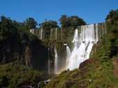 Vodopády Iguazú / Cataratas del Iguazú na hranici Argentiny a Brazílie