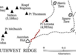 Jihozápadní hřeben na Point Lenana (4985m) vyznačen červeně. Zdroj: Cameron M. Burns, Kilimanjaro & East Africa, A Climbing and Trekking Guide, The Mountaineers Books