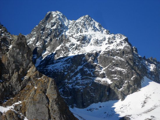 Pyšné štíty, dominanta Doliny Zeleného plesa, Vysoké Tatry, Slovensko.