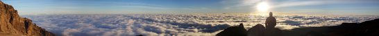 Panorama - Pohled z Arrow Glacier Camp (4900m) směrem na Mt. Meru