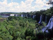 Vodopády Iguazú / Cataratas del Iguazú na hranici Argentiny a Brazílie