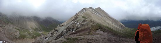 Hany v sedle Poutníků (4130m), Pamír, Kyrgyzstán.