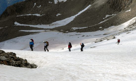 Stoupání od chaty Albert 1er pod věže Aiguille du Tour