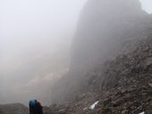 Blížíme se k mrakům, které se v okolí vrcholu Cotacachi nechtějí roztrhat, Ekvádor