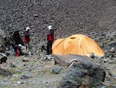 Aklimatizace v pohoří Cordón del Plata poblíž Mendozy, Argentina