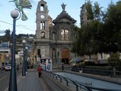 Obrázky z ulic a náměstí městečka Otavalo - koslel El Jordán, Ekvádor