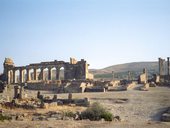 Římské ruiny v archeologickém nalezišti Volubilis, Maroko