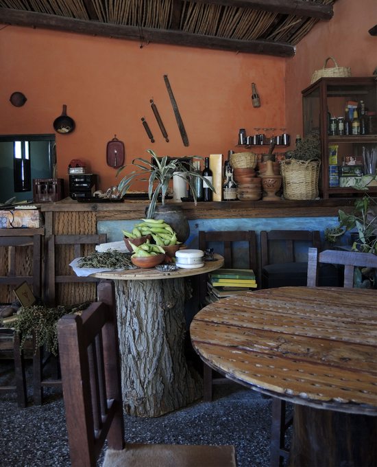 Interiér podniku El Molle de Maíz Pérez, Cachi, Argentina