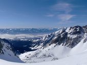 Zimní výstup na severozápadní vrchol Vysoké (2547m) centrálním žlabem, Vysoké Tatry, Slovensko