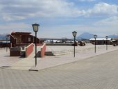 Náměstí ve městečku Visvirí poblíž chilsko-bolivijsko-peruánského trojmezí ...