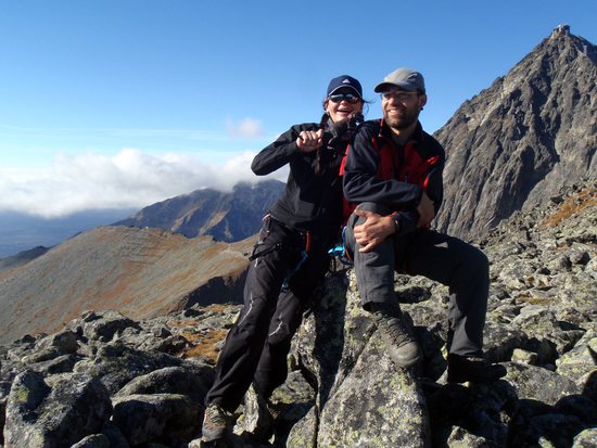 Martin, Marta a Tyránek na jihovýchodním vrcholu Huncovského štítu, Vysoké Tatry, Slovensko