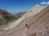 Sestup do základního tábora Ačik-Taš pod Pikem Lenina (7134m), Pamír, Kyrgyzstán