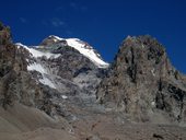 Přístup pod Aconcagua údolími Vacas a Relinchos, Argentina