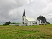 osamělý kostelík
