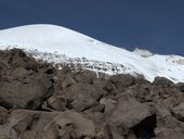 Lávový dóm Guallatiri (6071m) pokrytý ledem, Chile