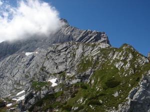 Pohled na severní hřeben Alpspitze (2628m).