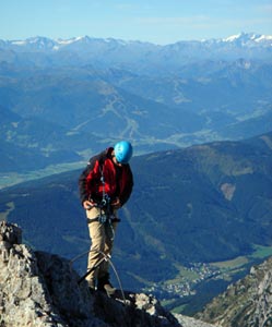 Kousek od vrcholu Dachsteinu, kam vás přivede vzdušný klettersteig.
