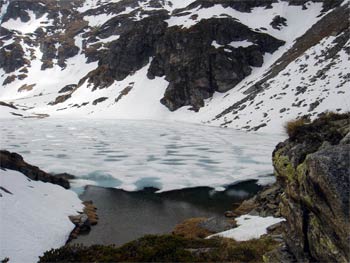 Pohled na jezero Lőbbensee (2225m).