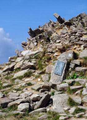 Vrchol Králického Sněžníku (1424m)/Králický Sněžník.