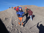 Uhuru Peak (5895m), Kilimandžáro, Tanzanie