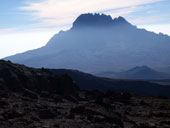 Uhuru Peak (5895m), Kilimandžáro, Tanzanie