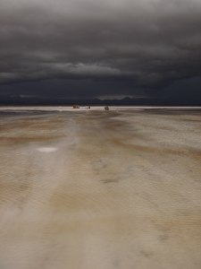 Salar de Uyuni před bouřkou, Bolívie, 8. února 2006