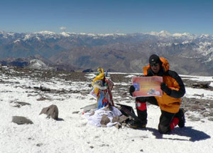 Arian on top of Aconcagua (6962m), Argentina, 26 January 2006 - foto Arian Lemal