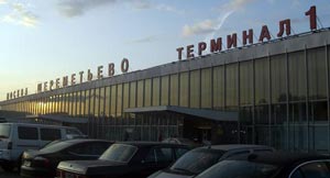 Budova terminálu číslo 1 moskevského mezinárodního letiště Šeremetěvo, Rusko, 26. července 2009.