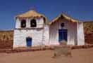 Kostelík a hřbitov u vesničky Machuca, okolí San Pedro de Atacama, Chile, 5.2.2006