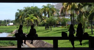 Konferenční a výstavní areál ve čtvrti Barra da Tijuca, Rio de Janeiro, Brazílie.